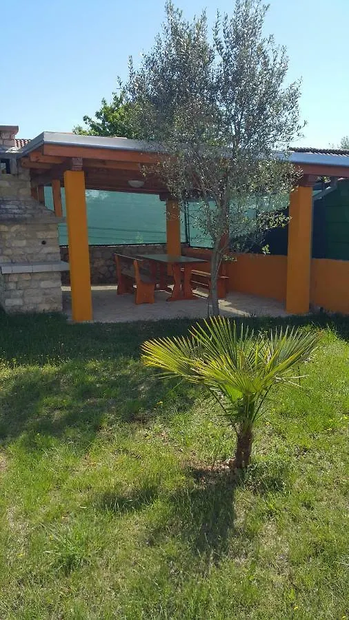 Apartment Holiday House Matko Gabonjin Croatia